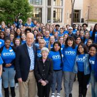 Robert and Ellen Thompson with President Philomena V. Mantella and the Thompson Scholars.